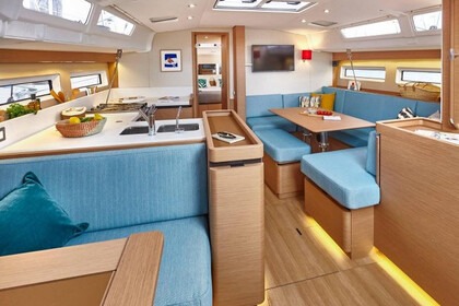 Verhuur Zeilboot Jeanneau Sun Odyssey 490 Šolta