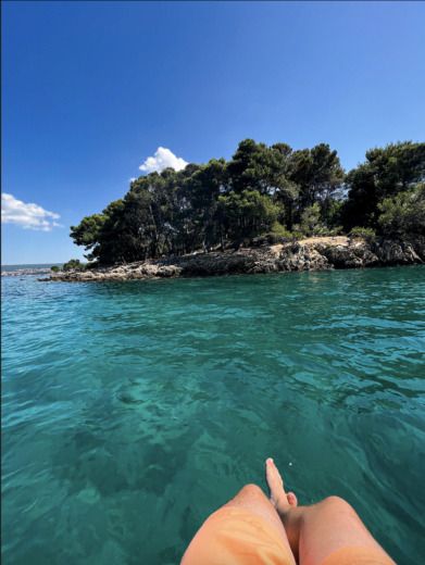 Opatija Motorboat Ranieri Voyager 26 S alt tag text