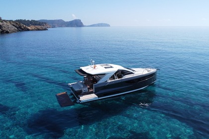 Miete Motorboot Jeanneau db43 Santa Eulalia del Río