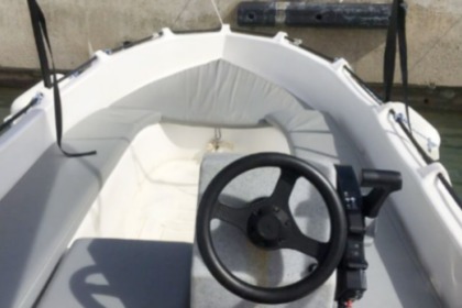 Charter Boat without licence  Whaly 370 Barcelona