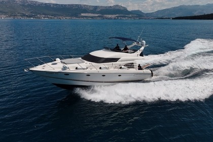 Rental Motorboat Sunseeker Manhattan 48 Fly Split