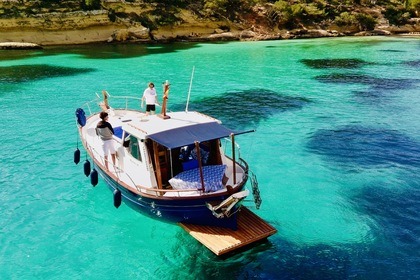 Hire Motorboat MYABCA MYABCA 32 Palma de Mallorca