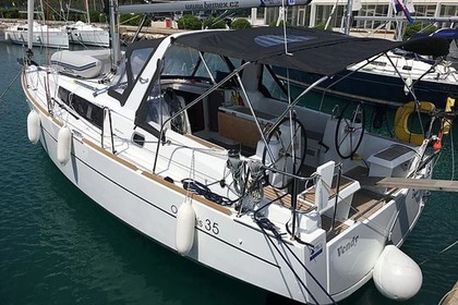Verhuur Zeilboot BENETEAU OCEANIS 35 Sukošan