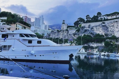 Alquiler Yate a motor CLEMNA NAVETTA A POPPA TONDA Mónaco