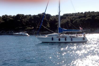 Charter Sailboat GUY COUACH V12 Cannes