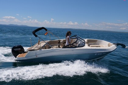Alquiler Lancha Bayliner VR5 Empuriabrava