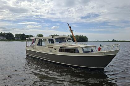 Miete Motorboot Crown Yachts Crown Cruiser Woudsend