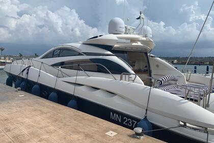 Noleggio Yacht a motore SUNSEEKER PREDATOR 75 Siracusa