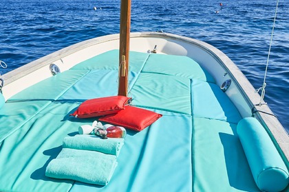 Verhuur Motorboot Fratelli Aprea gozzo 780 open Capri