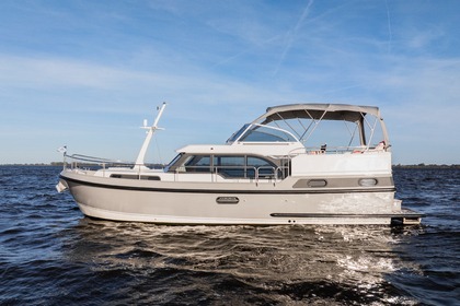 Verhuur Motorboot Linssen 35 SL AC Sneek