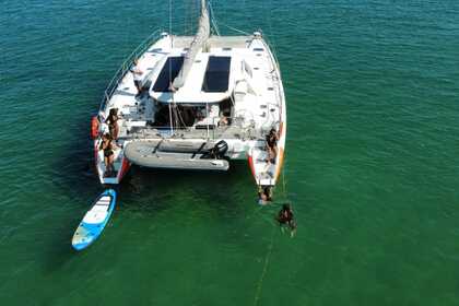 Rental Catamaran Nautitech 475 Faro