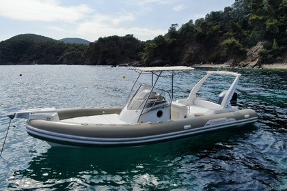 Charter RIB Capelli Capelli Tempest 850 Cavalaire-sur-Mer