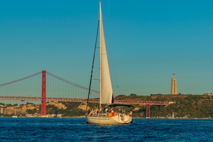 Alquiler Velero BAVARIA 44 Lisboa