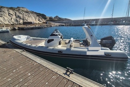 Location Semi-rigide Zodiac Club 750 Vieux-Port de Marseille