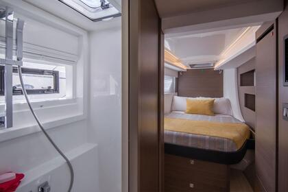 Hire Catamaran  Moorings 4200/3/3 Saint George's