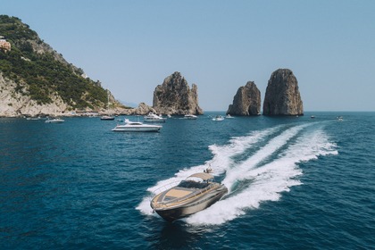 Hire Motor yacht Riva Riva Rivale 52 Sorrento