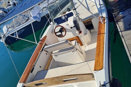 Hire Boat without licence  Capelli Capelli 17 La Spezia