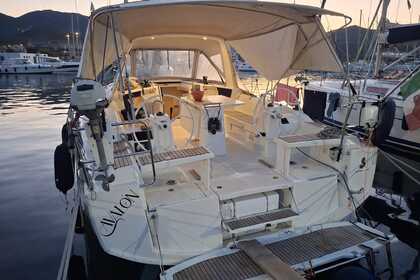Noleggio Barca a vela Oceanis 38.1 Fezzano