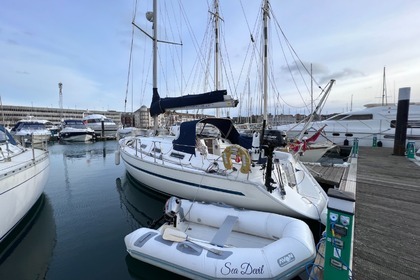 Rental Sailboat Bavaria 38 Holiday Weymouth