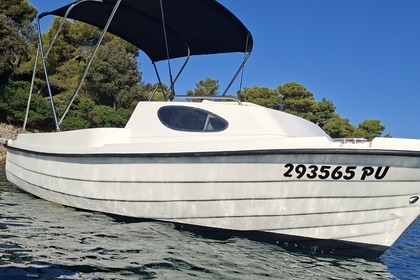 Czarter Łódź bez patentu  Adria 500 cabin Pula