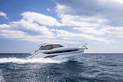 Чартер Моторная яхта Bavaria Yachtbau Bavaria SR36HT Хорватия