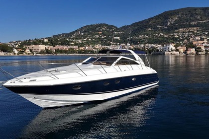 Hire Motorboat Princess V42 Beaulieu-sur-Mer