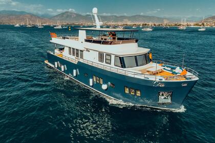 Aluguel Iate Custom built luxury Motor yacht Trawler Göcek