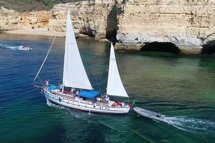 Hire Gulet Classic Sailboat Albufeira