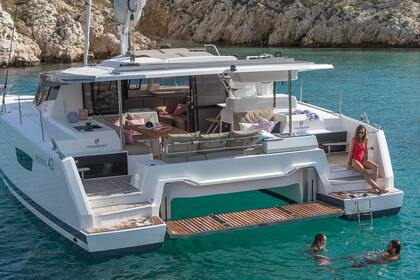 Rental Catamaran Fountaine Pajot Astréa 42 Porquerolles