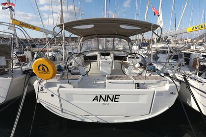 Charter Sailboat Beneteau Oceanis 46.1 Vrulje