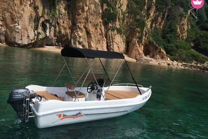 Hire Boat without licence  voraz 450 open Blanes
