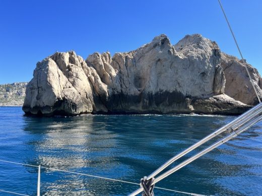 Марсель Sailboat DUFOUR 375 Grand large alt tag text