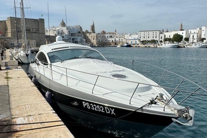 Miete Motorboot Pershing 46 Monopoli