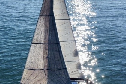 Hire Sailboat Jeanneau Voyage 12.5 Fezzano