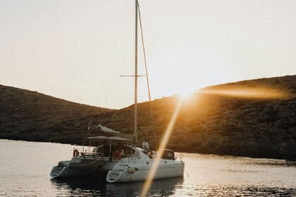 Alquiler Catamarán AFTERNOON PRIVATE CATAMARAN CRUISE TO DIA ISLAND 5.5 HOURS Creta