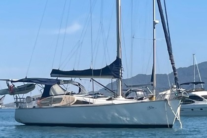 Hire Sailboat Estaleiro MJ 44 DS Ilhabela