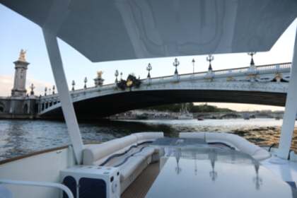 Charter Motorboat Sunwave S4 Paris