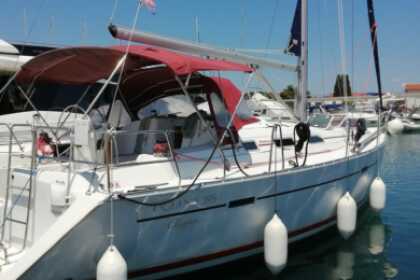Noleggio Barca a vela Beneteau Oceanis Clipper 393 Zara