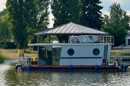 Rental Houseboats LaMare La Mare Apart Radewege