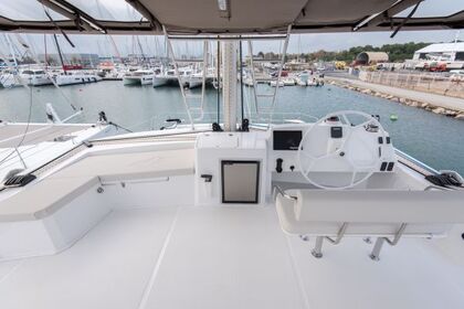 Rental Catamaran BALI - CATANA 5.4 Marina di Portorosa