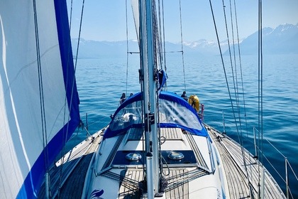 Charter Sailboat Bavaria 38 Lutry
