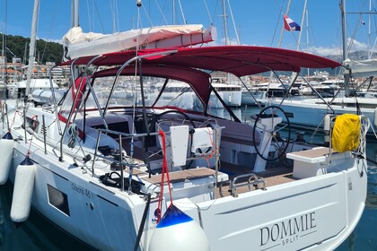Verhuur Zeilboot Bénéteau Oceanis 46.1 Split
