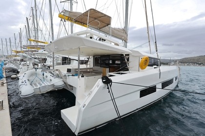 Verhuur Catamaran DUFOUR 48 Marina Frapa