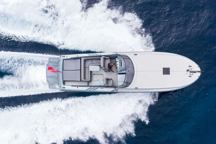 Charter Motorboat Magnum 44 Ibiza