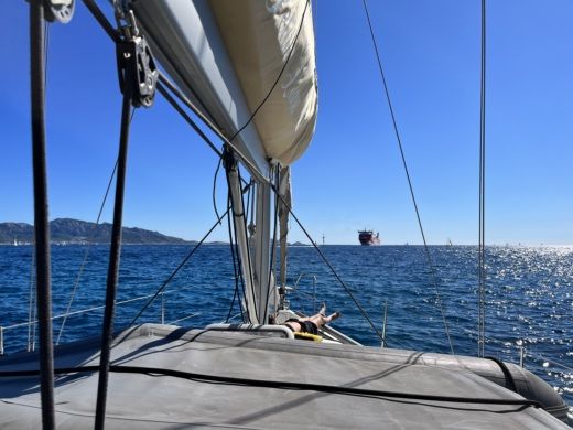 Марсель Sailboat DUFOUR 375 Grand large alt tag text