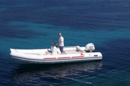 Noleggio Barca senza patente  AT Marine AT 590 Tortolì