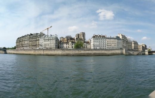 Parijs Motorboat Smart craft Pontoon alt tag text