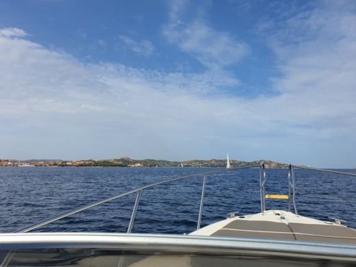 Porto Cervo Motorboat Gobbi Atlantis 315 Sc alt tag text
