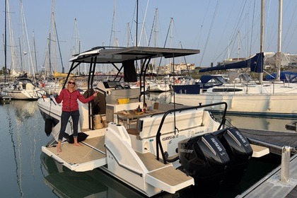 Charter Motorboat Beneteau Flyer 9 Sundeck Talmont-Saint-Hilaire