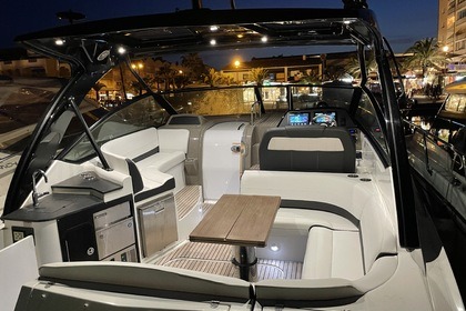 Location Yacht à moteur CRUISERS YACHT CRUISER YACHT 360 EXPRESS Hyères